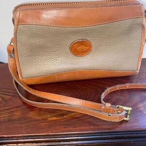 Vintage Dooney and Bourke Tan Purse Good Condition